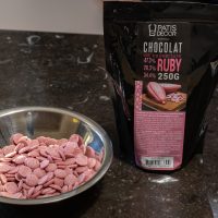Préparation des160g de chocolat Ruby Callebaut