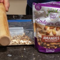 Amandes, hachées 50g.